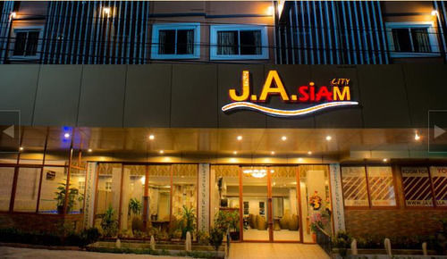 Oyo 120 Ja Siam City Near Bangkok Hospital Pattaya Dış mekan fotoğraf