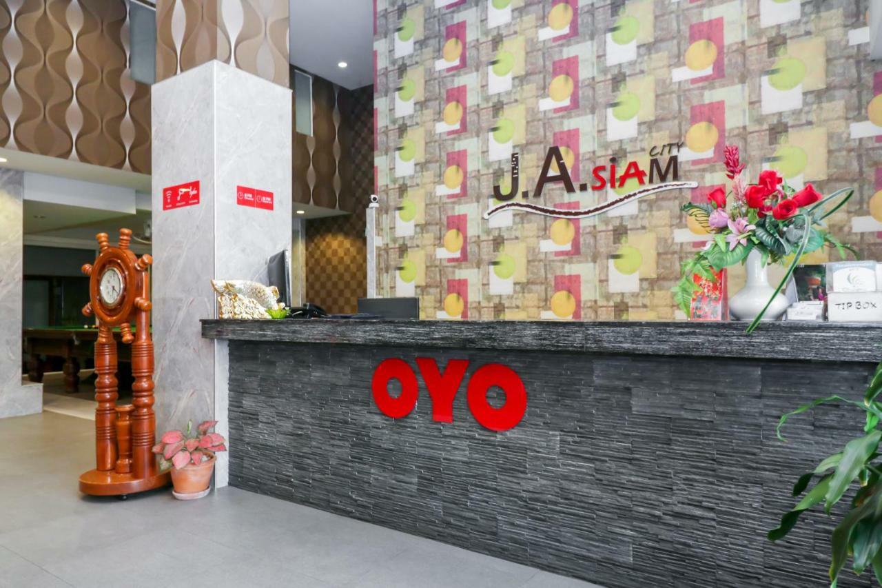 Oyo 120 Ja Siam City Near Bangkok Hospital Pattaya Dış mekan fotoğraf