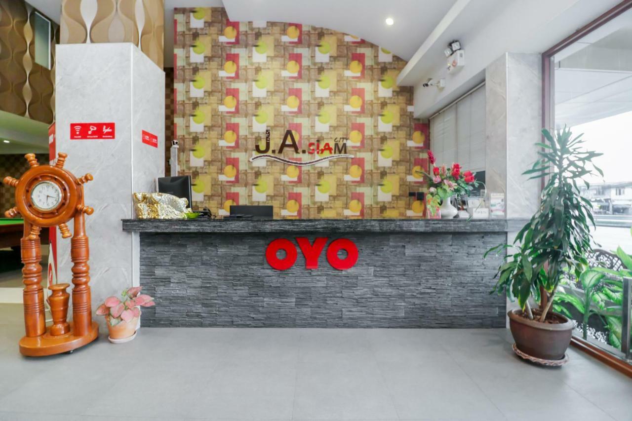 Oyo 120 Ja Siam City Near Bangkok Hospital Pattaya Dış mekan fotoğraf
